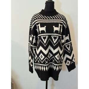 H&M Abstract Sweater Llama Tunic in Black and White Wool Blend
